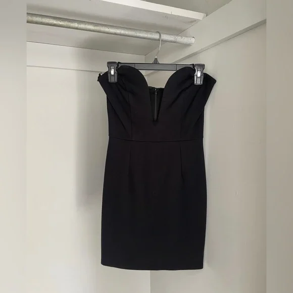 black dress from Revolve - Picture 3 of 3